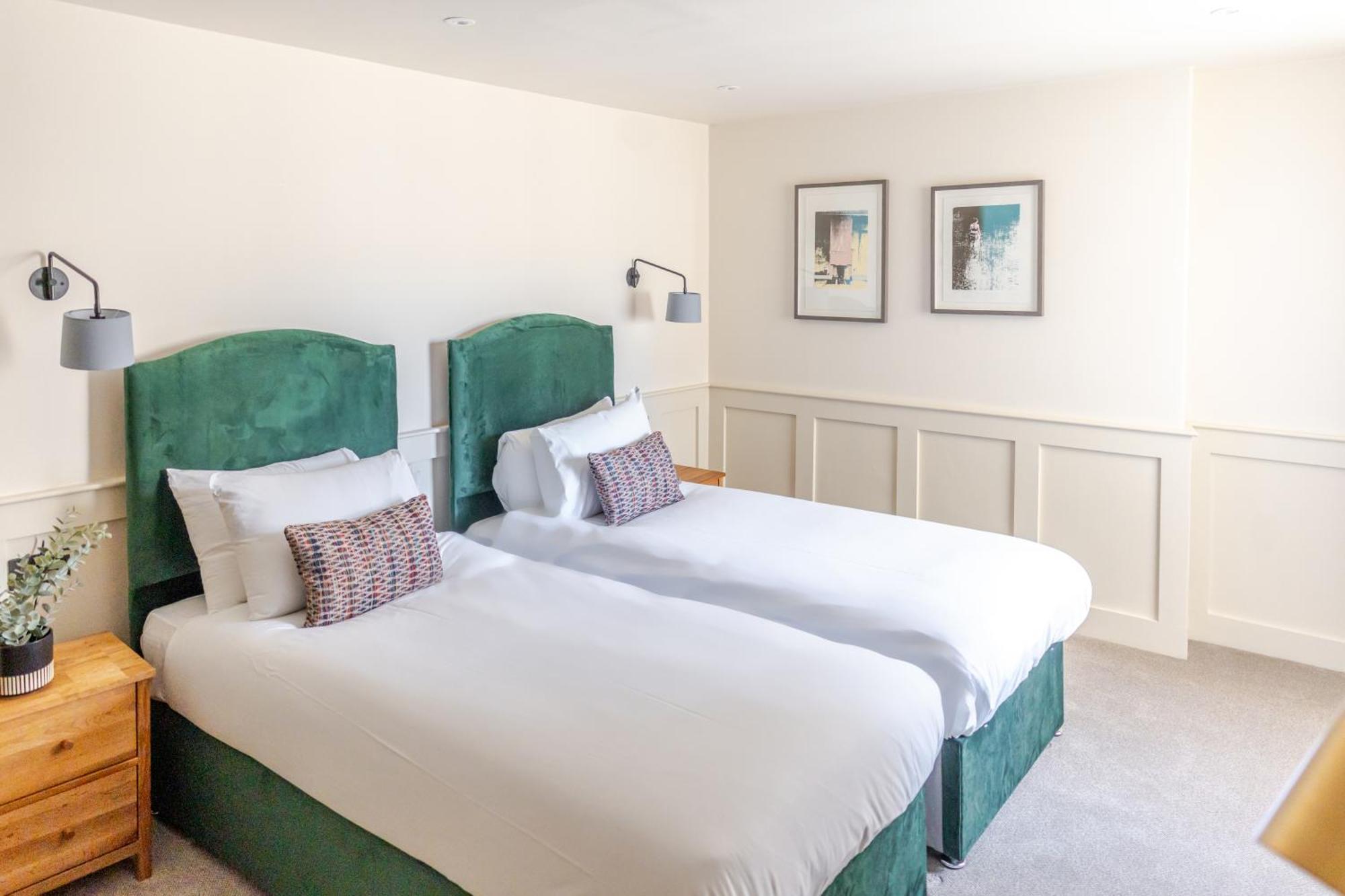Grove House 3* EDI